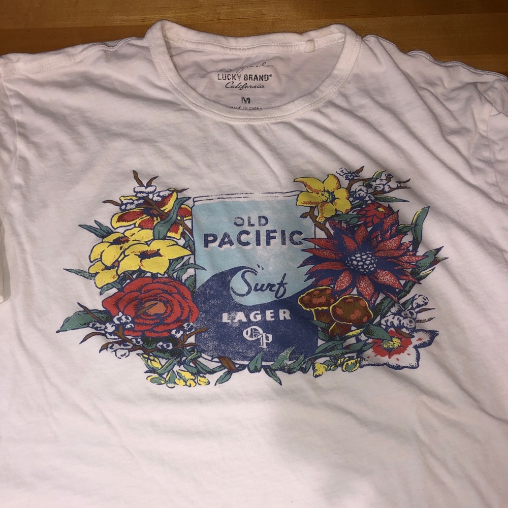 Lucky Brand T-Shirt